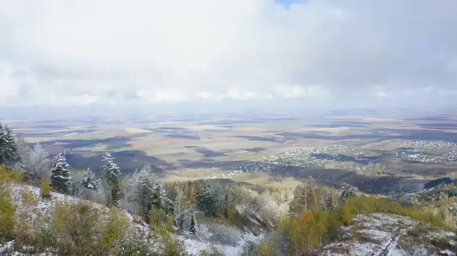 Вид на равнину с горы возле Белокурихи